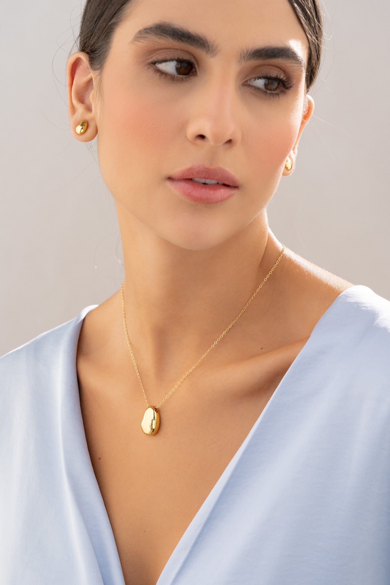 COLLAR + ARETES GOTA DORADO